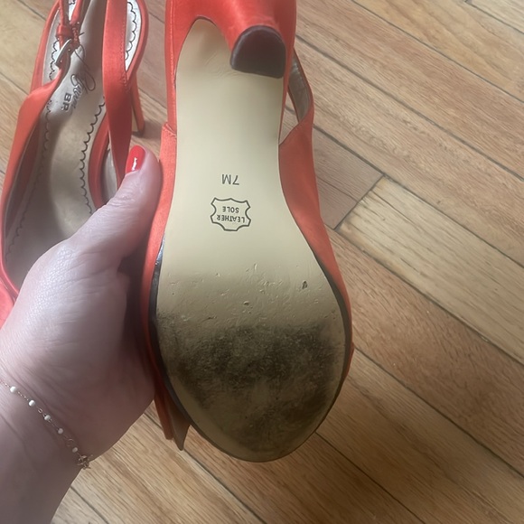 Platinum BP orange heels. Peep toe slide on back. Size 7 - Picture 6 of 9